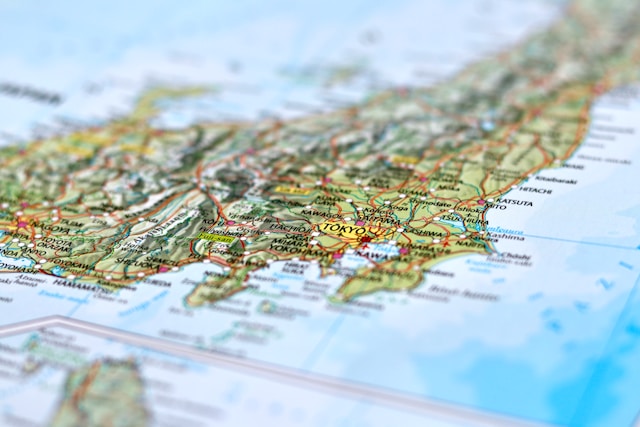 A scenic collage of Japan’s top travel destinations in 2025, including Tokyo, Kyoto, and Hokkaido